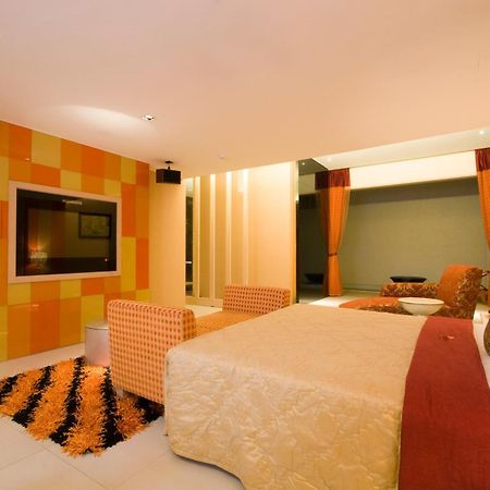 Harport Motel Гаосюн Екстер'єр фото