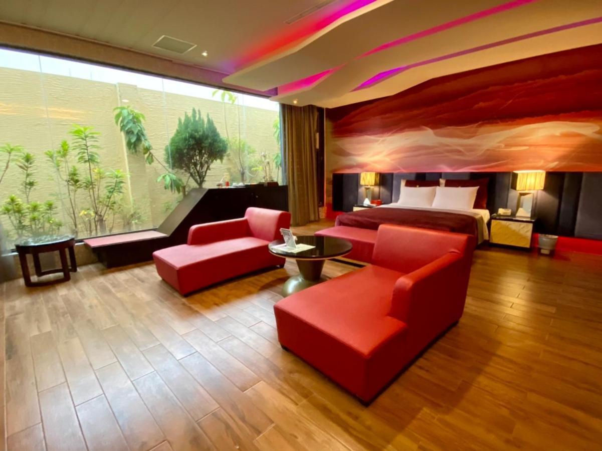 Harport Motel Гаосюн Екстер'єр фото