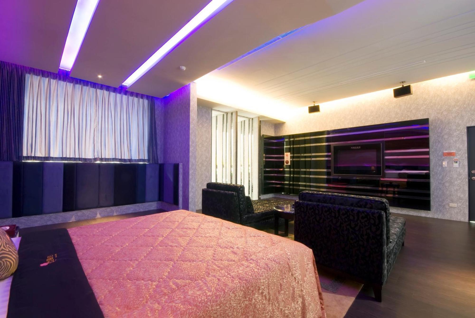 Harport Motel Гаосюн Екстер'єр фото
