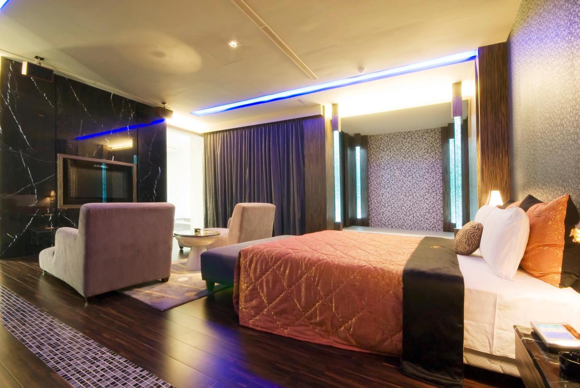 Harport Motel Гаосюн Екстер'єр фото